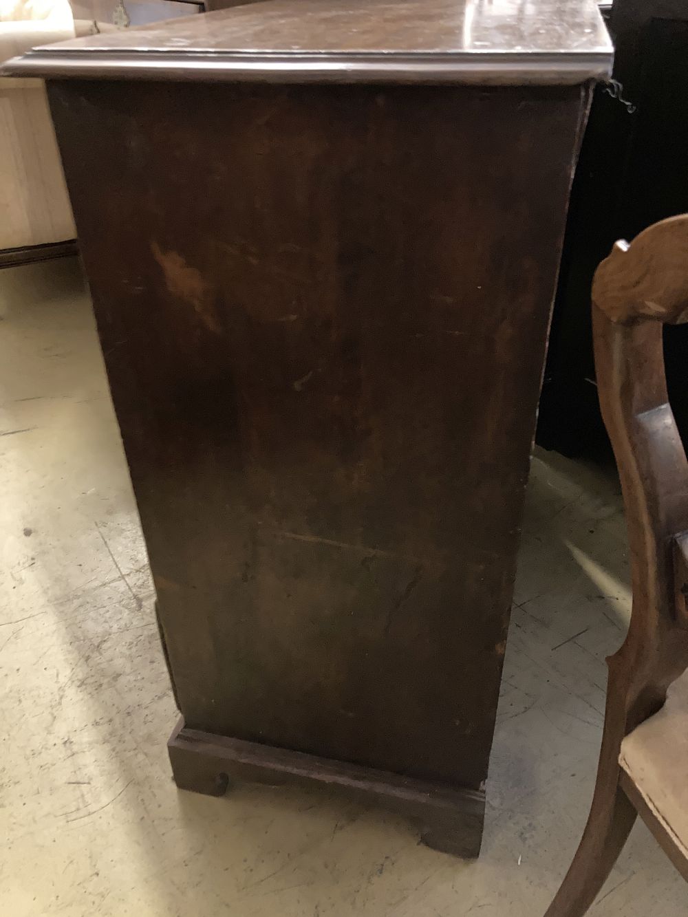 A small George III mahogany chest, width 82cm, diameter 41cm, height 87cm